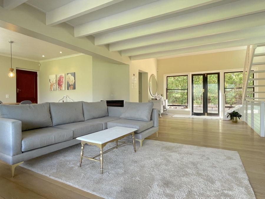To Let 3 Bedroom Property for Rent in Constantia Nek Estate Western Cape